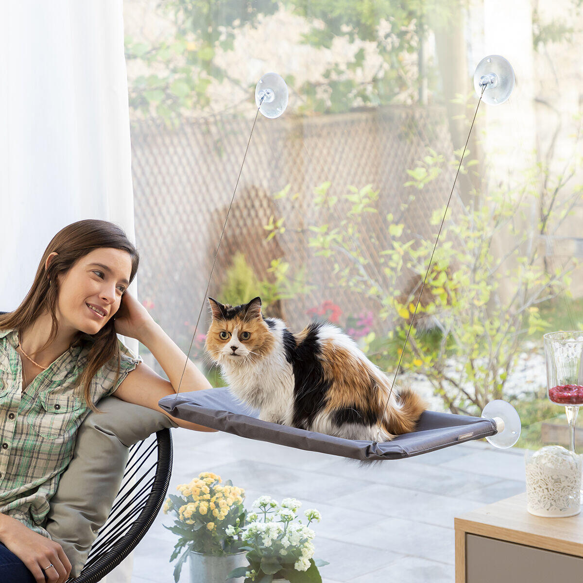 Hamaca Colgante para Gatos Catlax con Ventosas - Cama Elevada para Ventanas